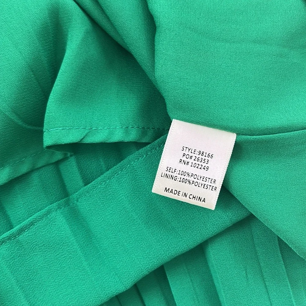 Skies Are Blue Kelly Green Pleated Sleeveless Dress EUC Size Medium - Picture 7 of 10